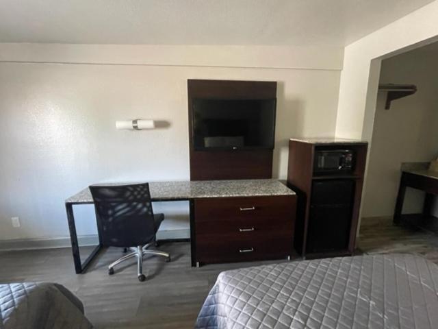 Inn Western Marietta