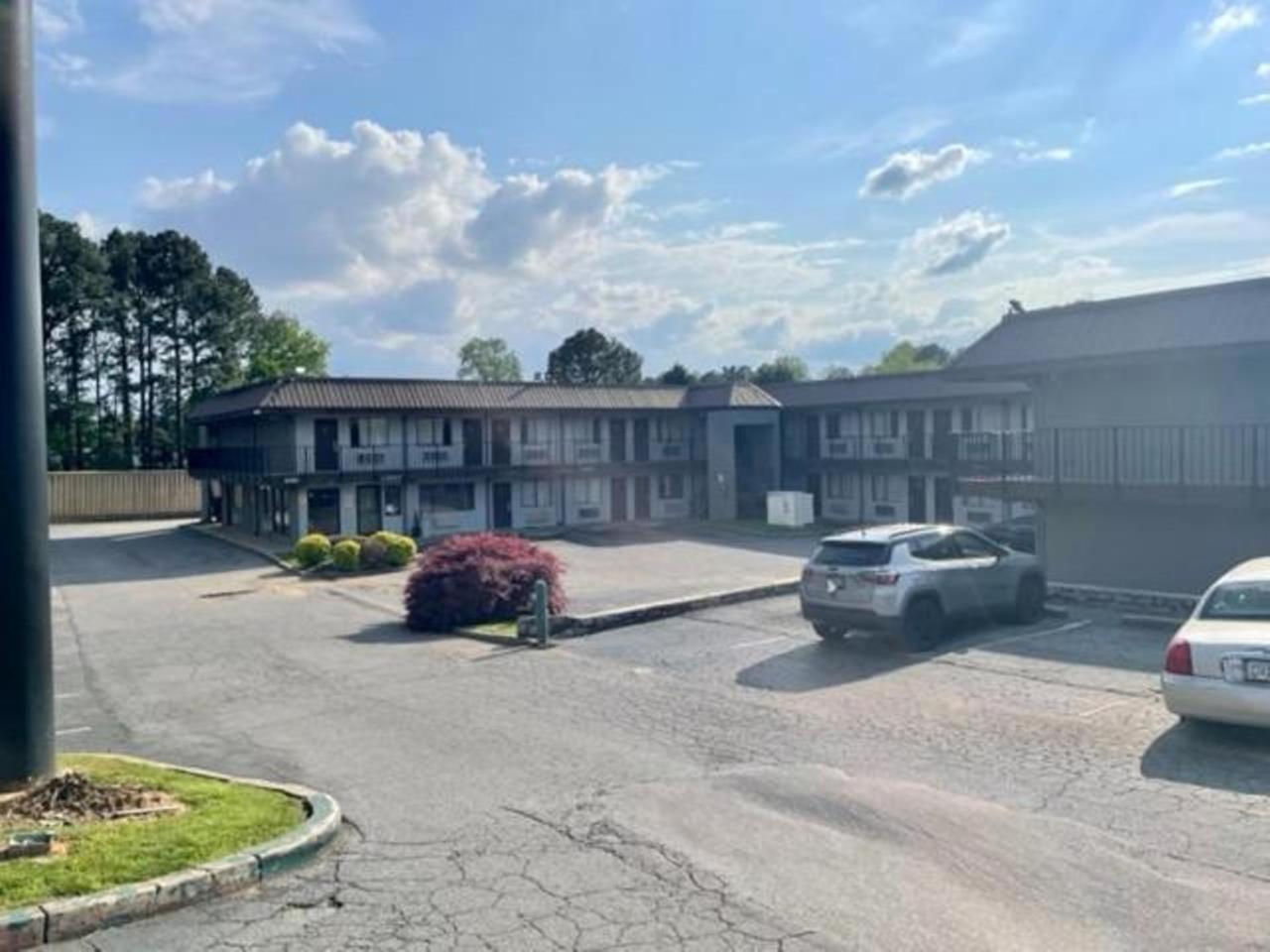 Inn Western Marietta 2*